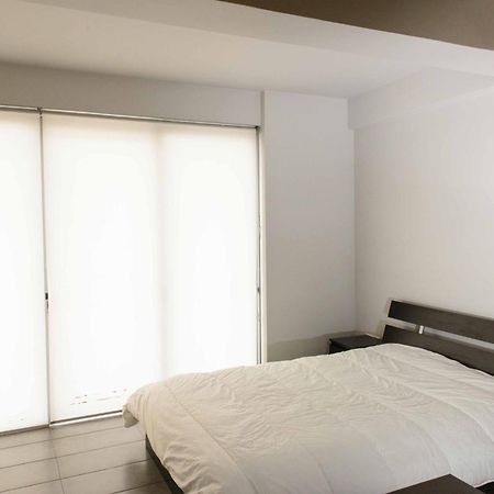 Bright Loft With Terrance - Next To Metro Kerameikos Atenas Exterior foto