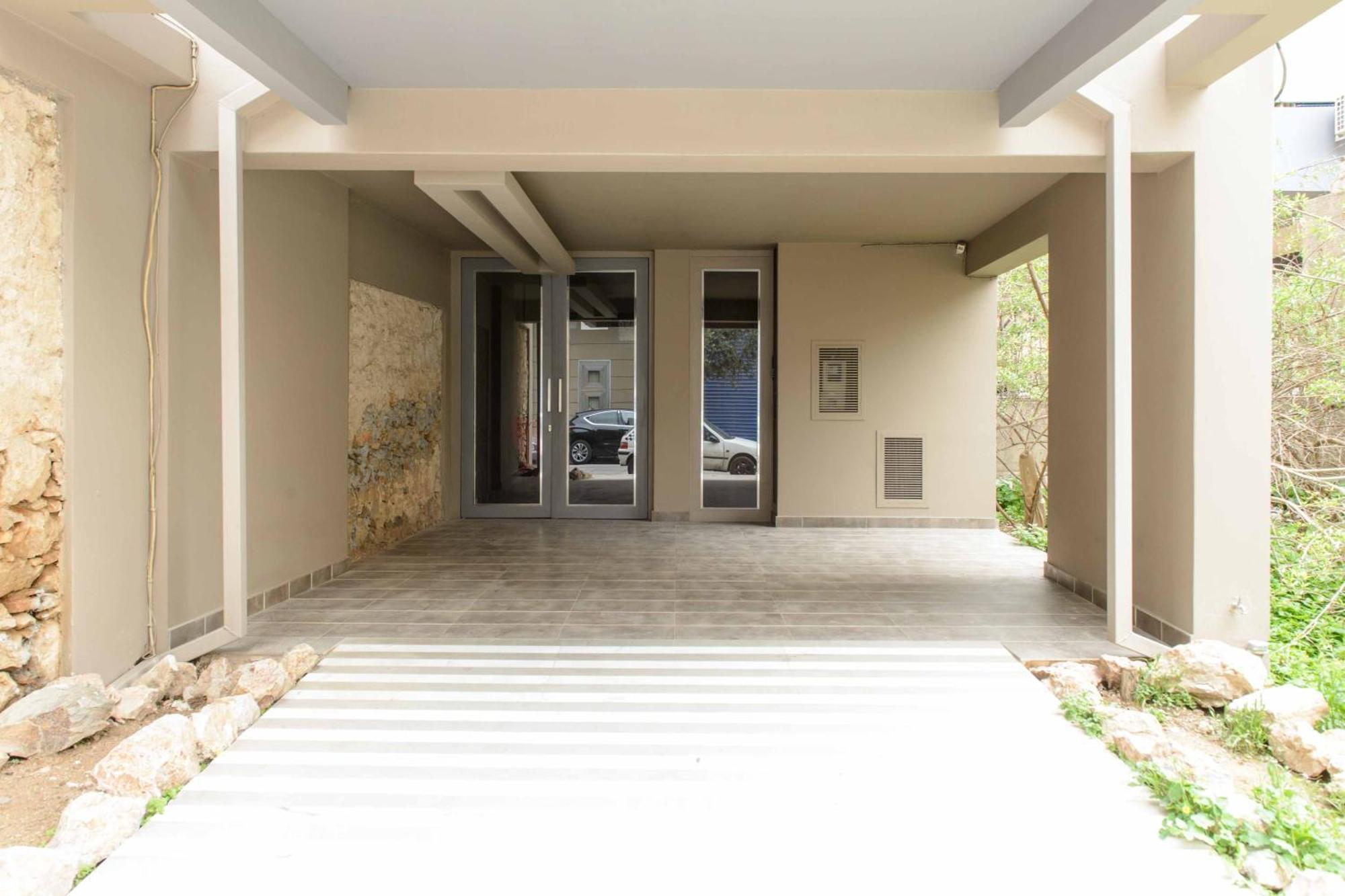 Bright Loft With Terrance - Next To Metro Kerameikos Atenas Exterior foto